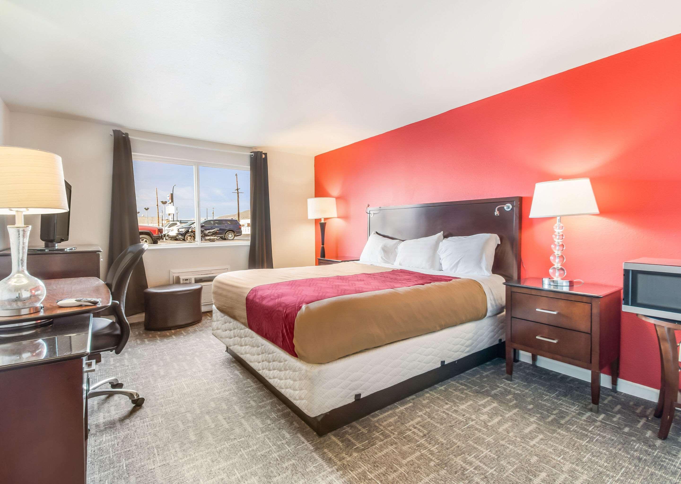 Rodeway Inn Yakima Bagian luar foto