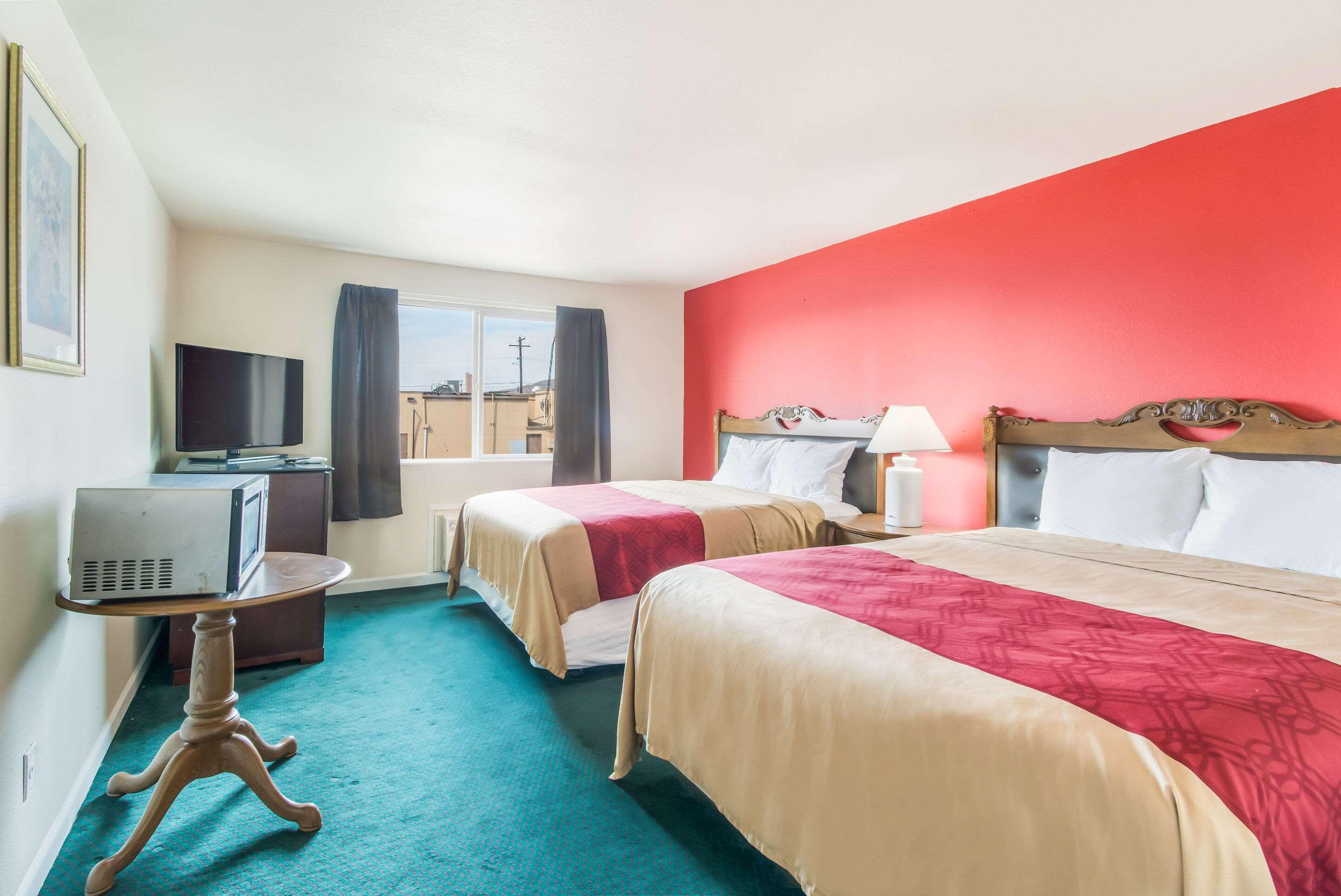 Rodeway Inn Yakima Bagian luar foto